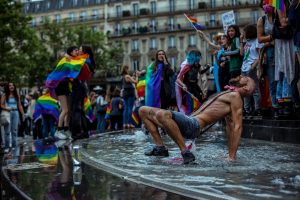 Bars Gay en Province France : Guide des Tendances 2026